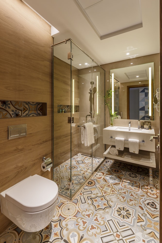 Executive Twin Room with Canal View photo 3