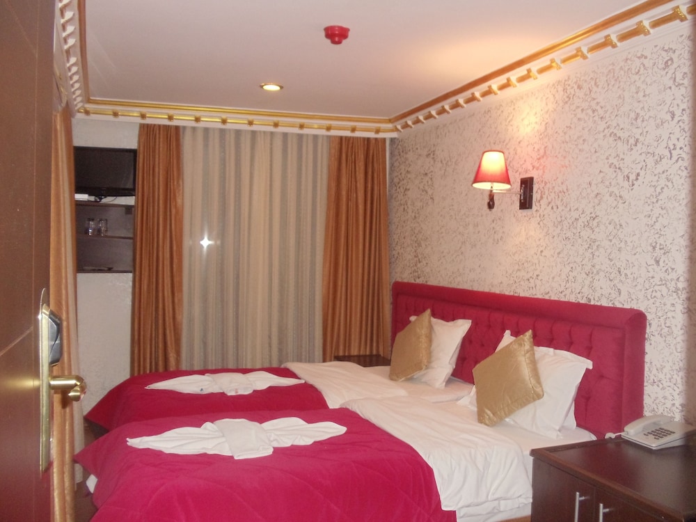 Standard Twin Room photo 2