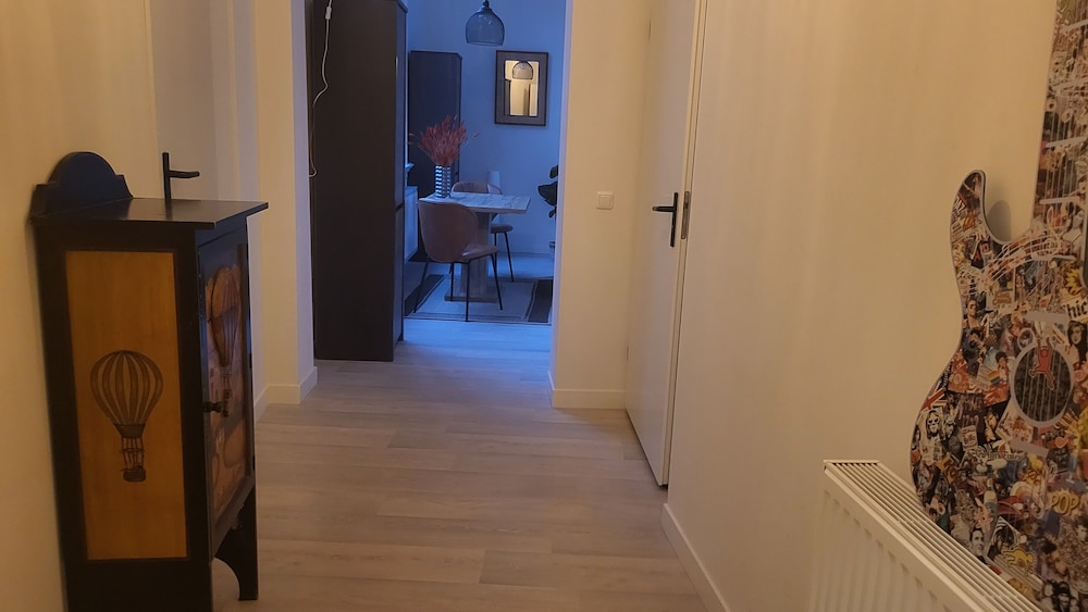Deluxe Apartment, 1 Bedroom, Mezzanine photo 3