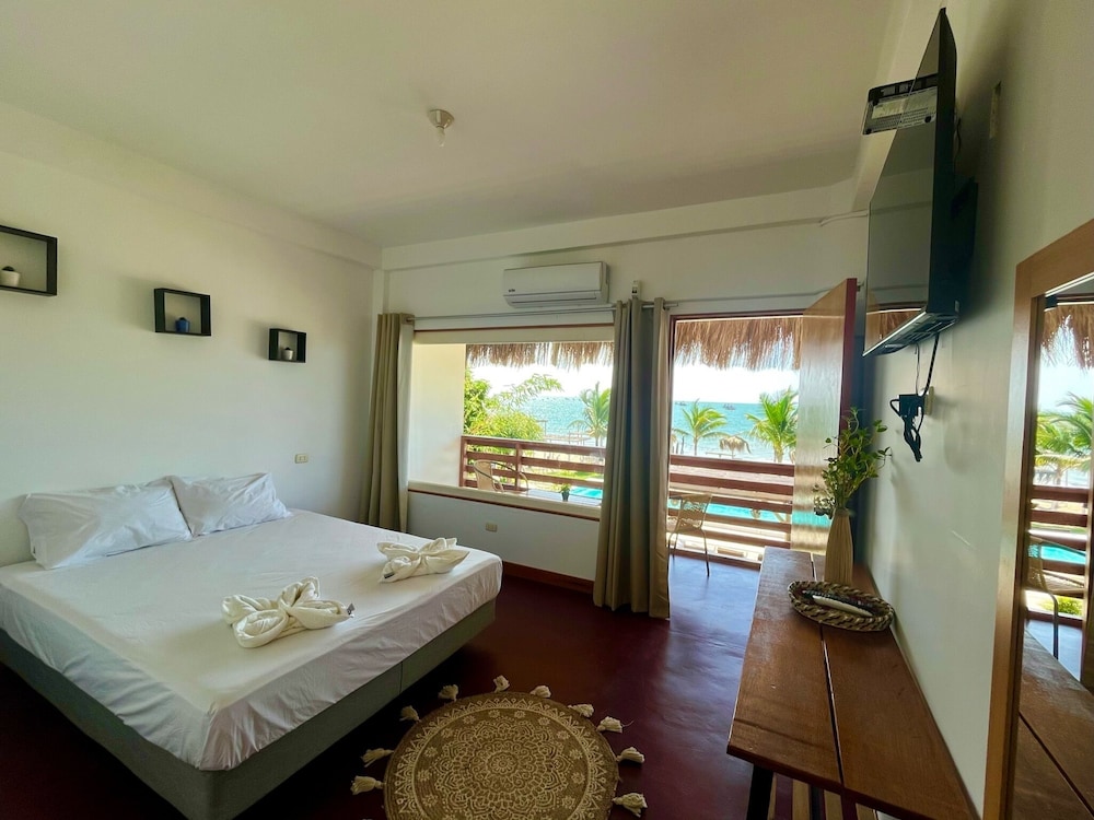 Superior Double Room, 1 Queen Bed, Sea View photo 1