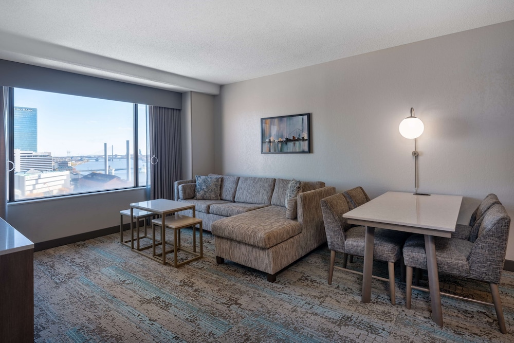 Suite, 2 Queen Beds - Photo 7