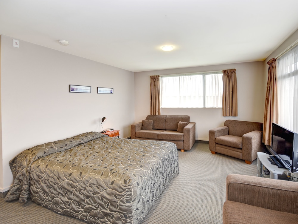 One Bedroom Unit
