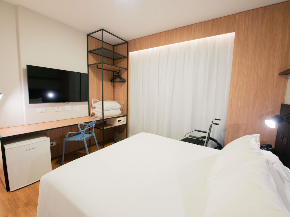 Superior Room, 1 Double Bed, Accessible - Photo 4