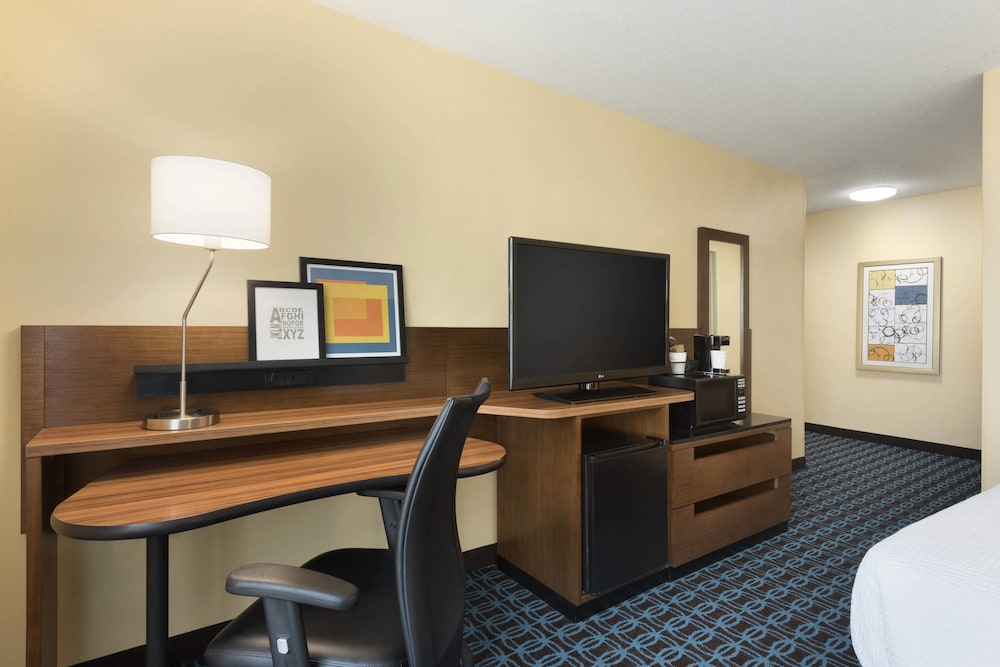 Room, 1 Queen Bed - Photo 2