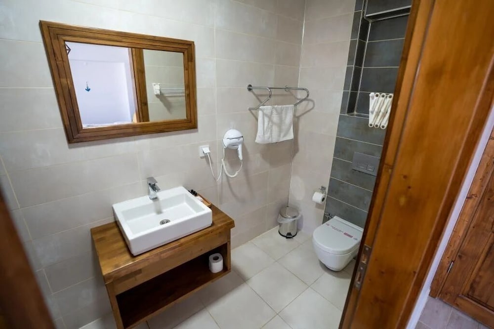 Standard Triple Room photo 3