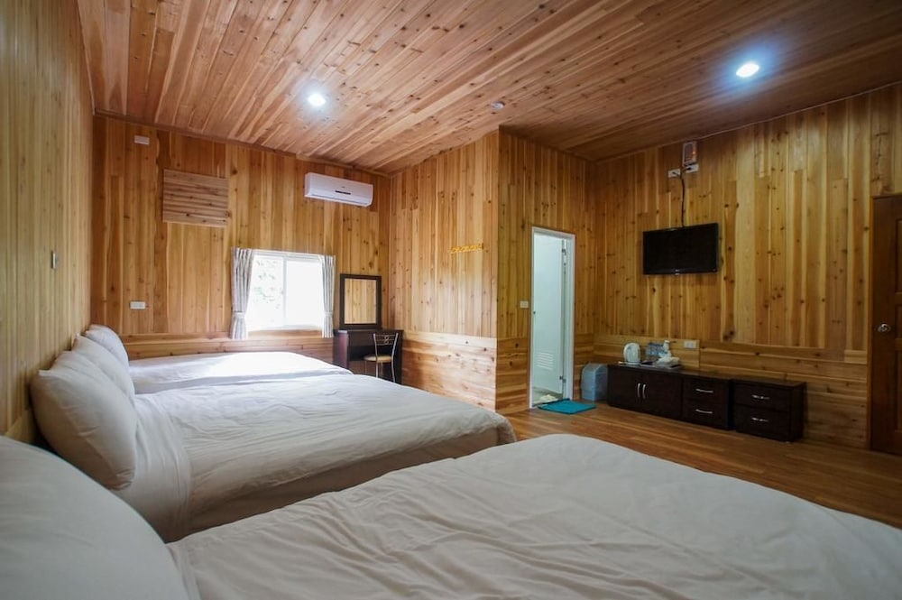 Family Room - Photo 4
