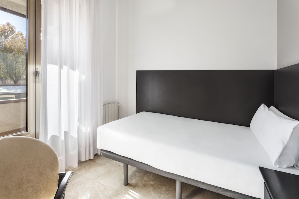 Basic Room photo 3