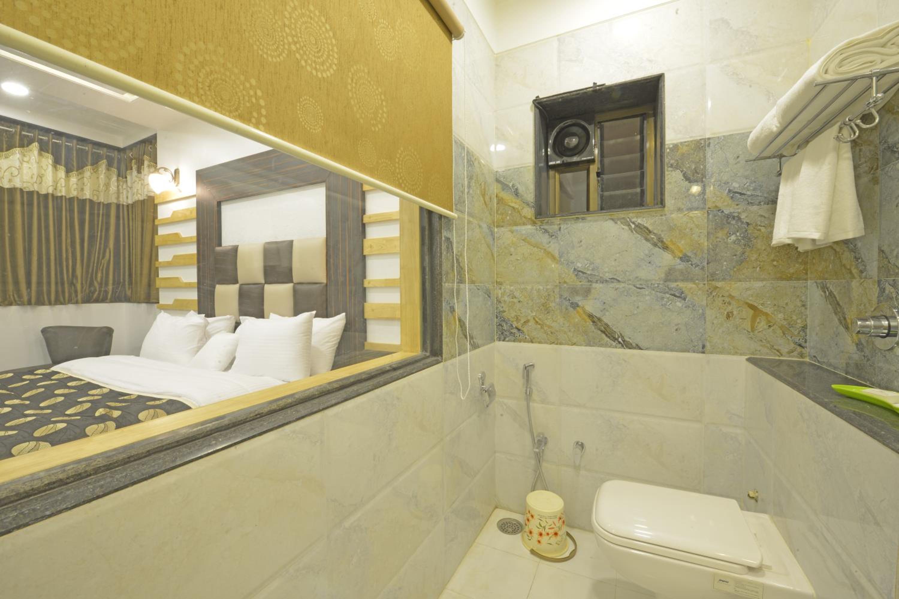 Comfort Suite photo 3