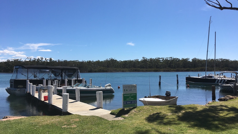 Comfort Apartment, 2 Bedrooms, River View (Unit 6) photo 3