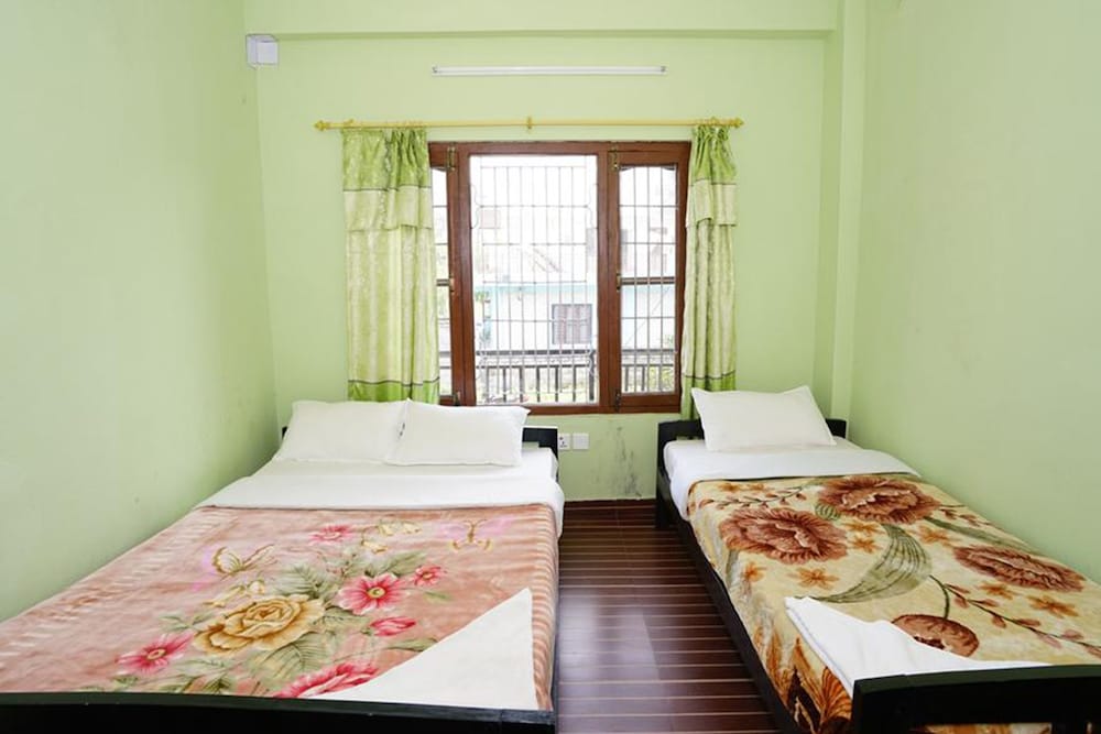 Basic Double or Twin Room photo 2