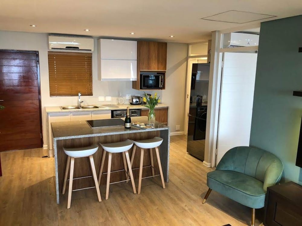 Superior Apartment, Multiple Beds, Non Smoking photo 3