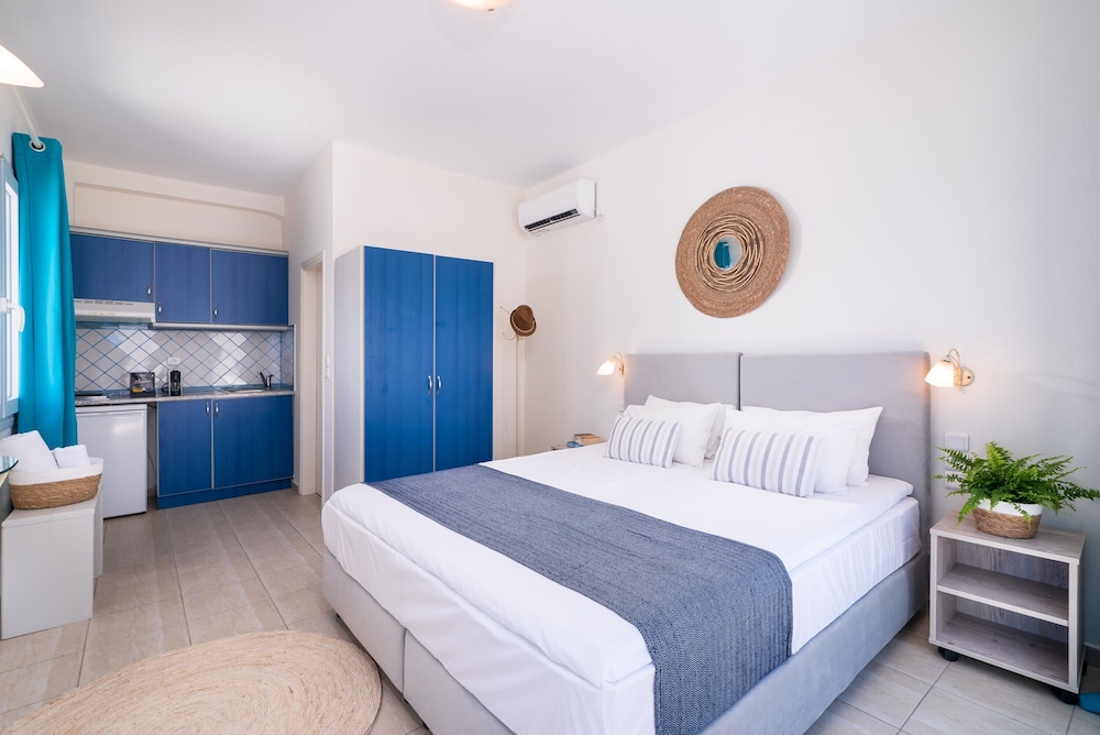 Standard Room photo 2