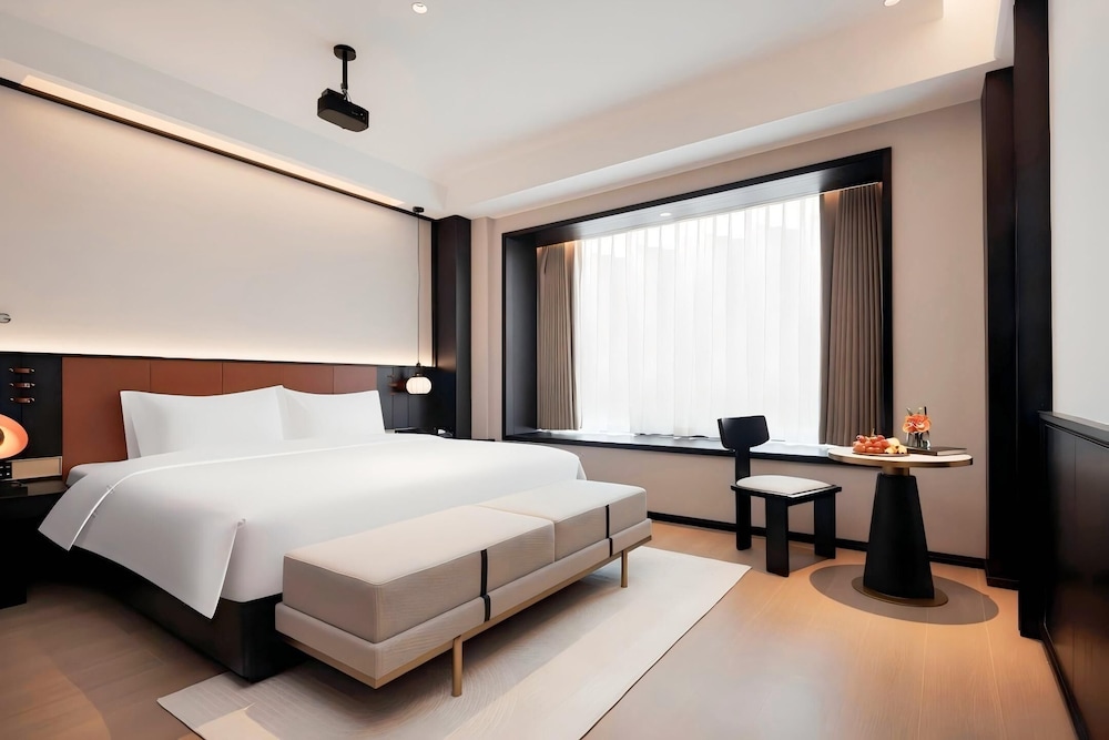 Comfort Double Room, City View