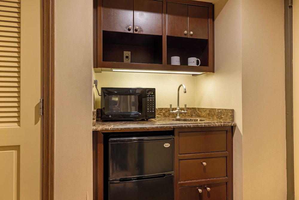 Basic Quadruple Room photo 3