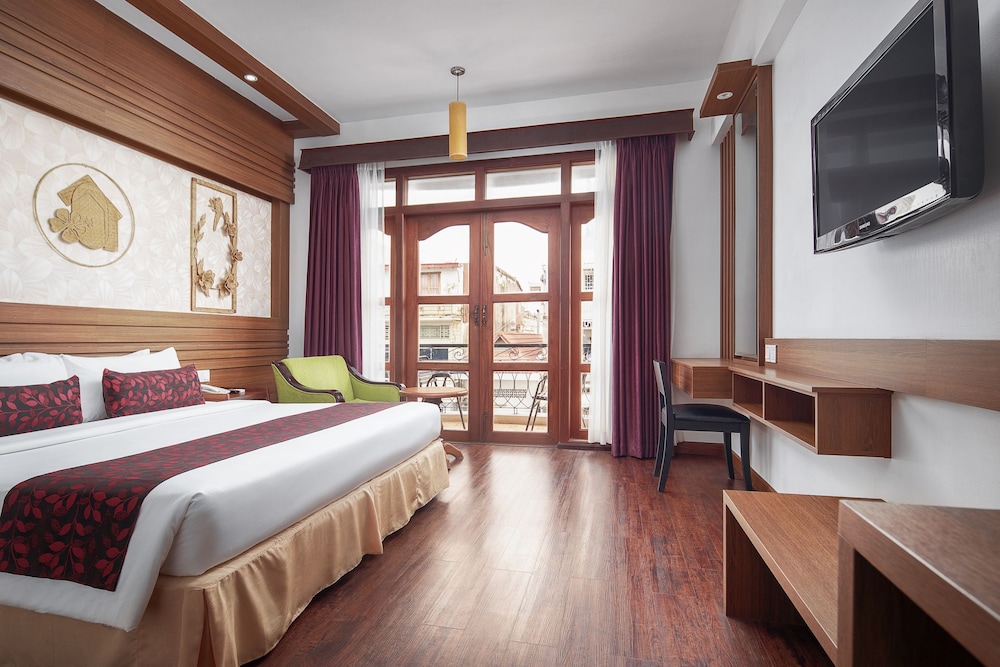 Deluxe Single or Double Room, Balcony photo 3
