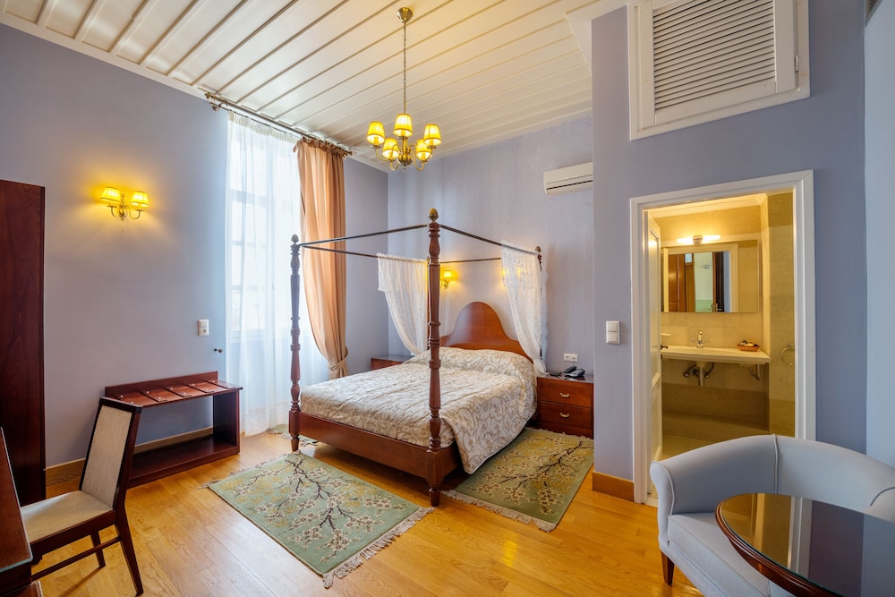 Standard Double Room photo 3