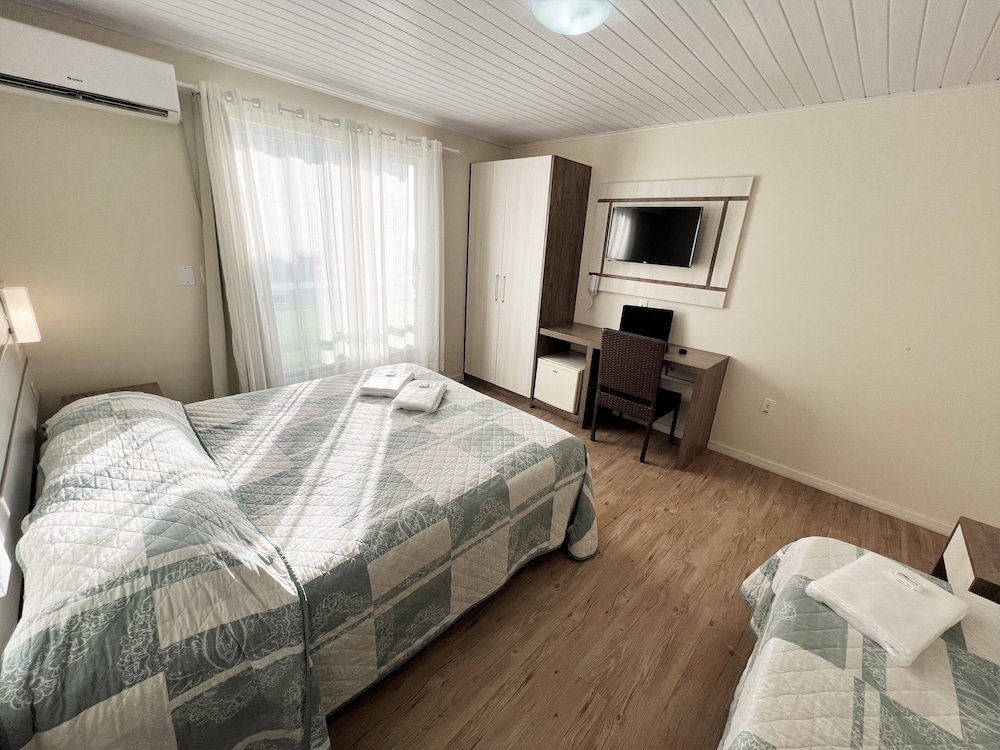 Family Triple Room, 1 Bedroom photo 3
