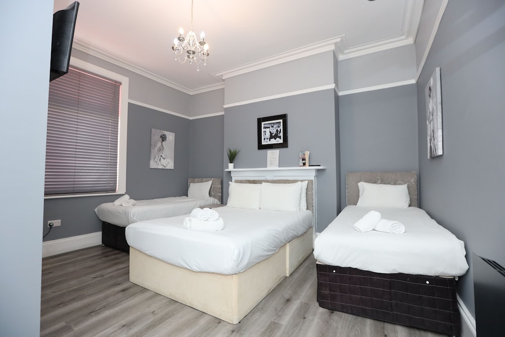Suite, Ensuite (1) photo 1