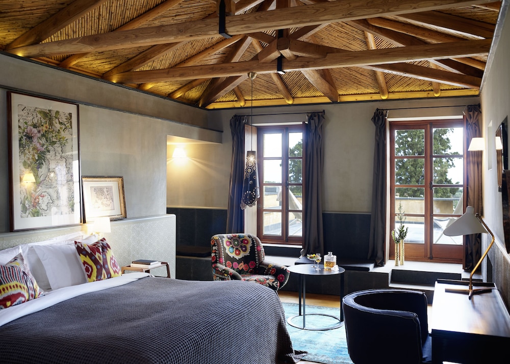 Suite (Premium Residence)