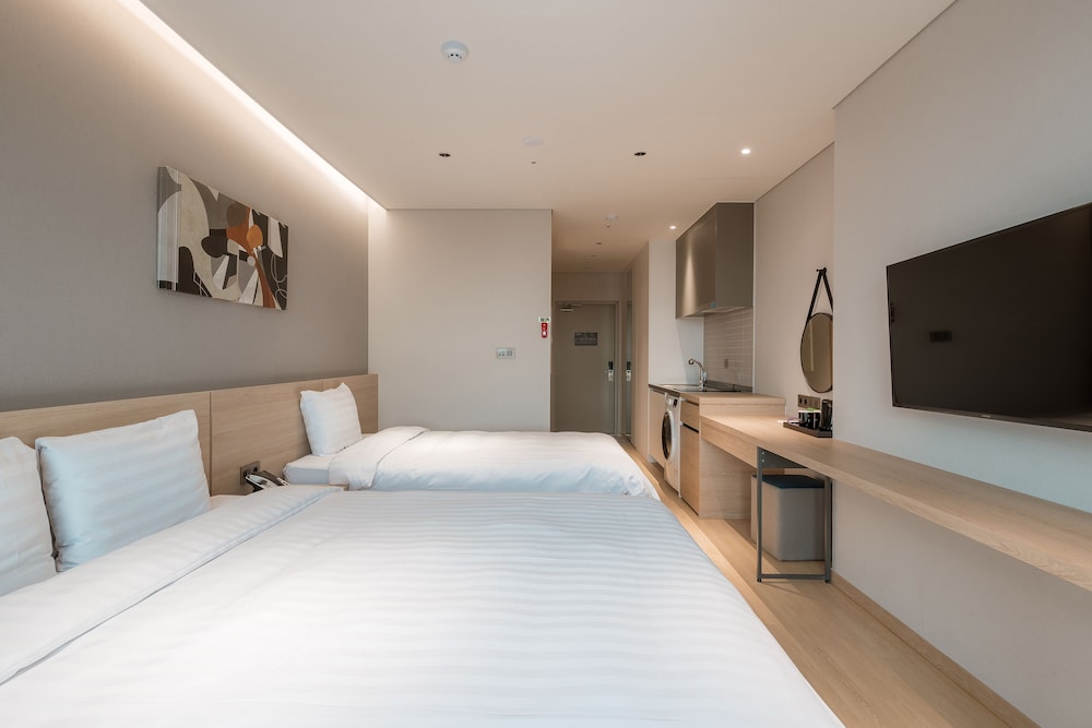 Family Twin Room (1 Room) - Photo 2