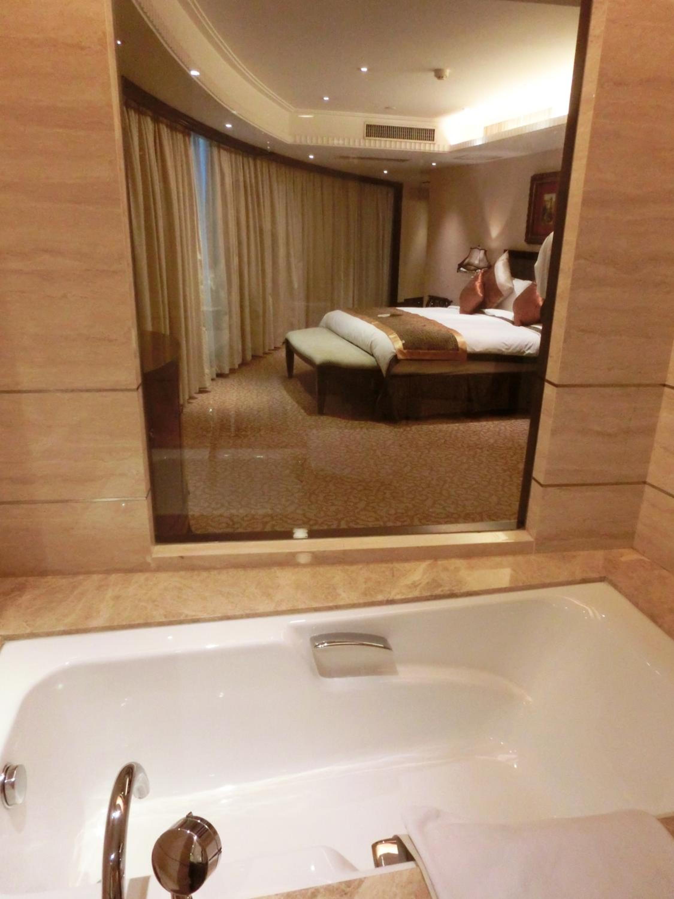 Executive Suite photo 3