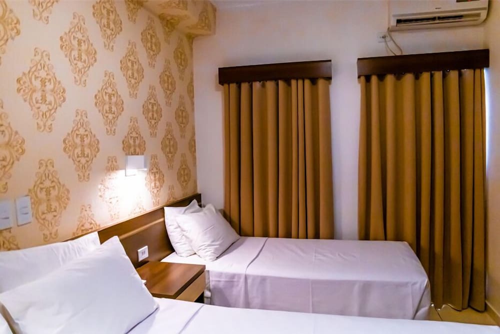 Deluxe Triple Room photo 2