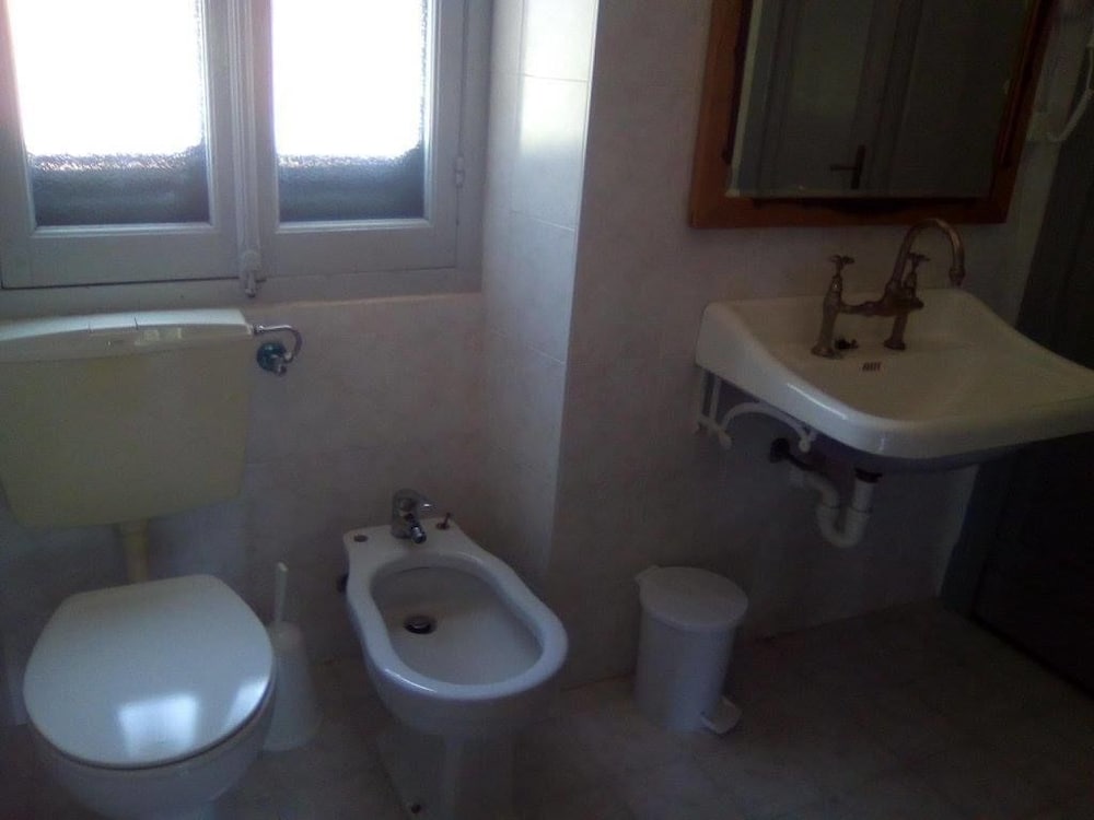 Comfort Double Room, Private Bathroom (External) photo 2