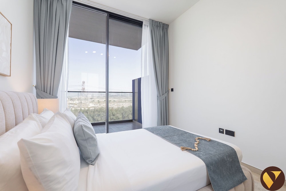 Luxury Apartment photo 2
