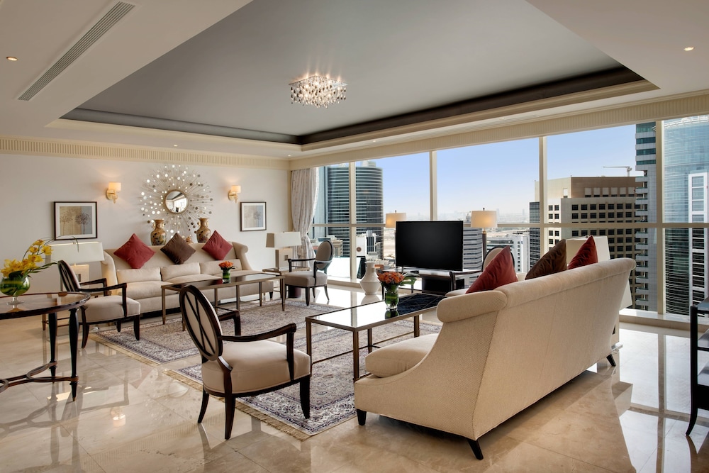 Presidential Suite thumbnail 5