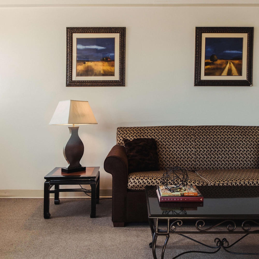 Double Deluxe Suite, Kitchen photo 3