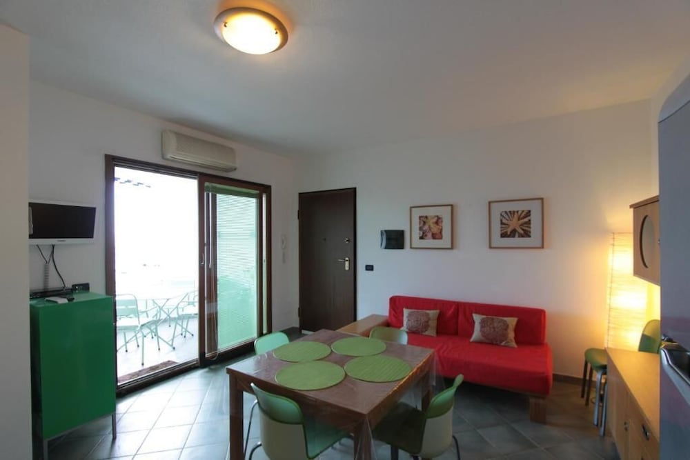Panoramic Apartment photo 2