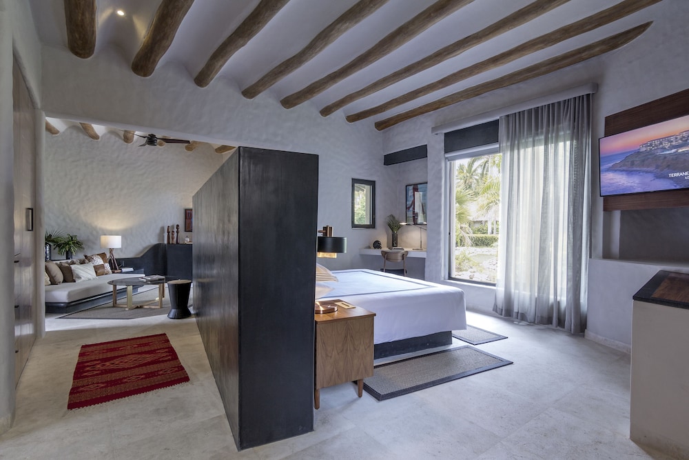 Suite, Lagoon View (Plunge Pool) - Photo 1