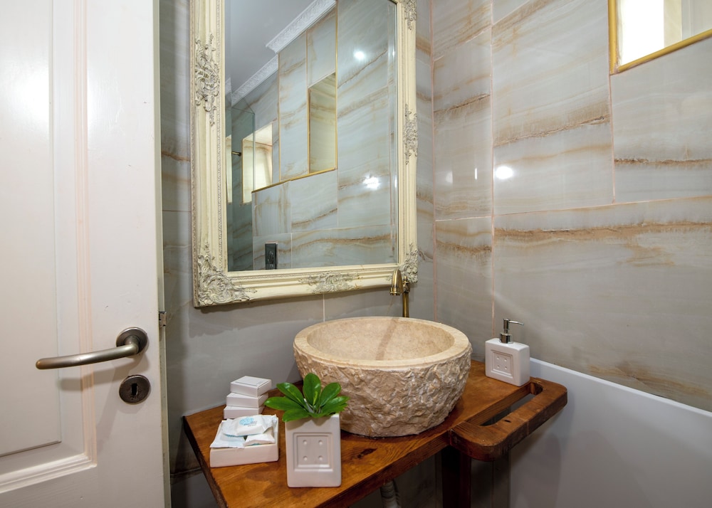 Economy Triple Room - Ground Floor