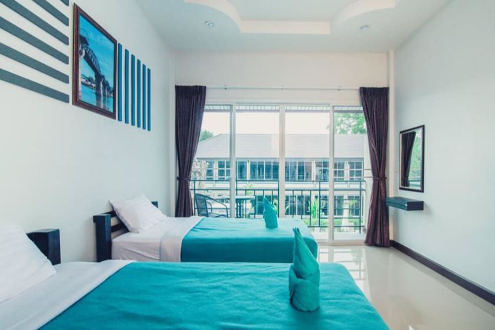 Deluxe Twin Room photo 3