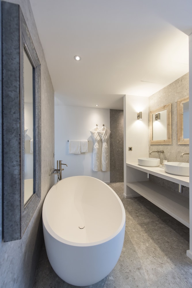 Double Room (Efcharisto) - Photo 4