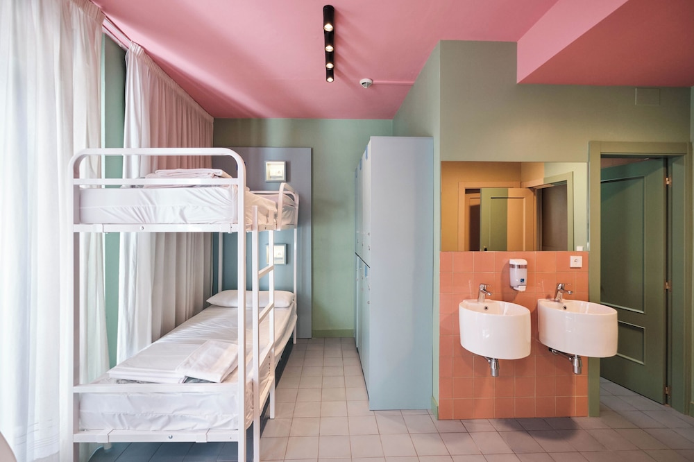 Basic Shared Dormitory, Mixed Dorm photo 3