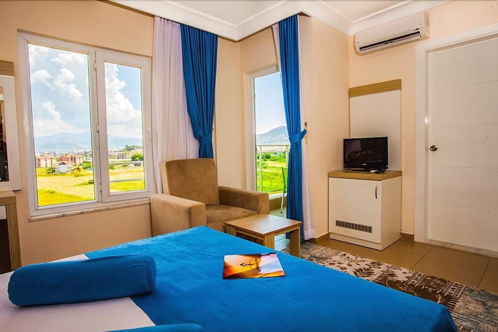 Standard Quadruple Room, Sea View photo 1