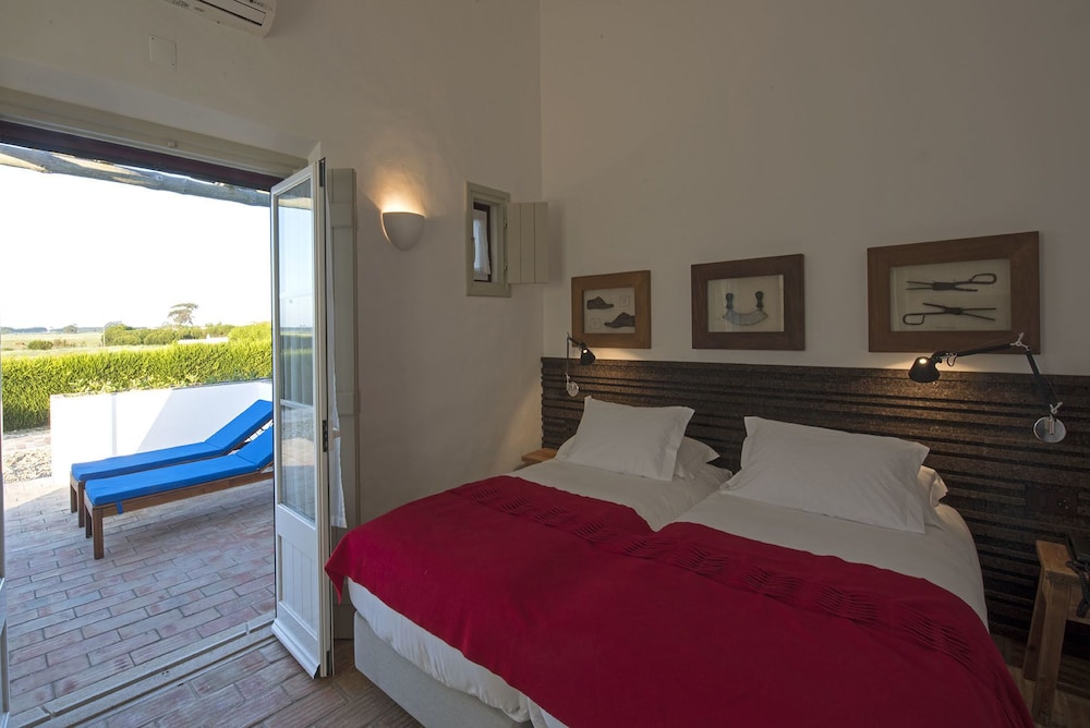 Double Room - Photo 14