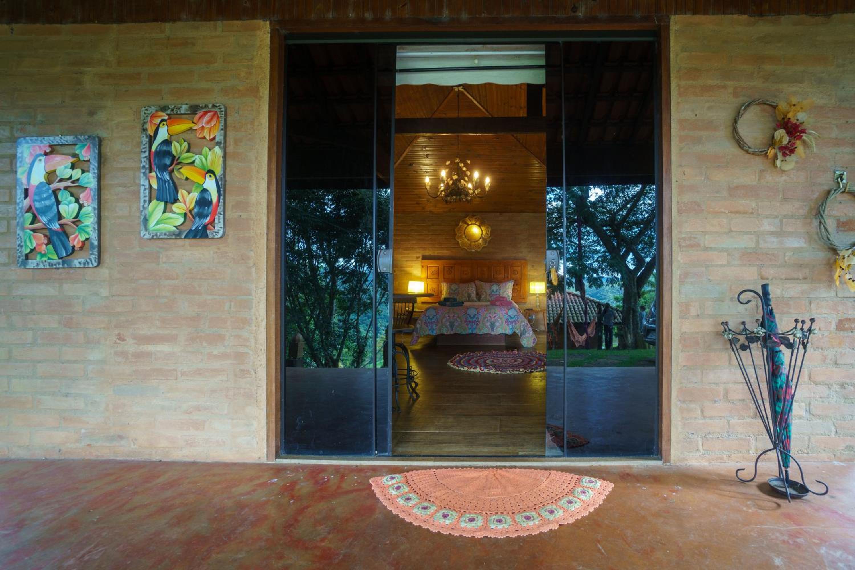 Deluxe Room (1 adult + 1 child) photo 3