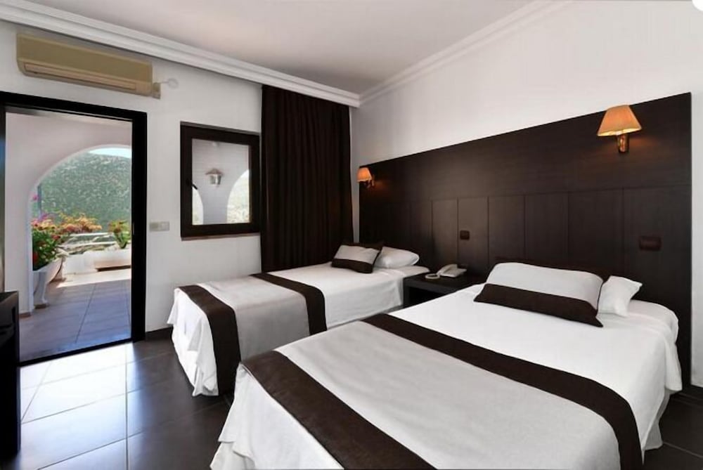 Economy Twin Room