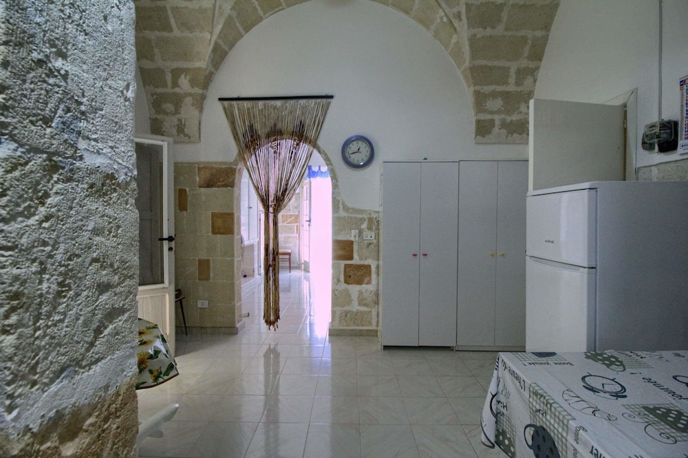 Apartment (2 Bedrooms) photo 2