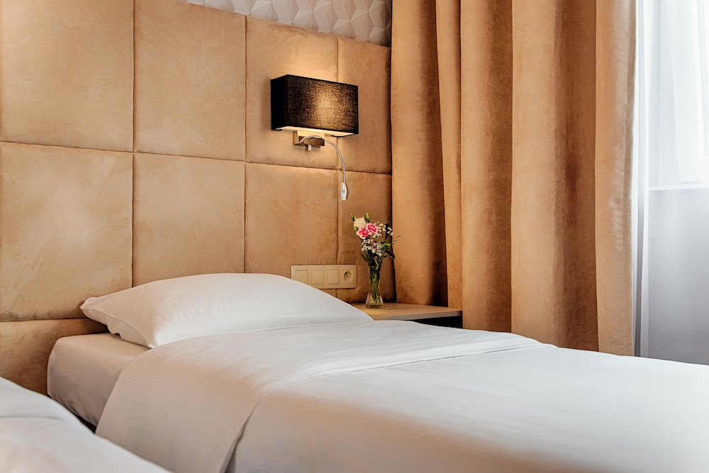 Standard Twin Room photo 1