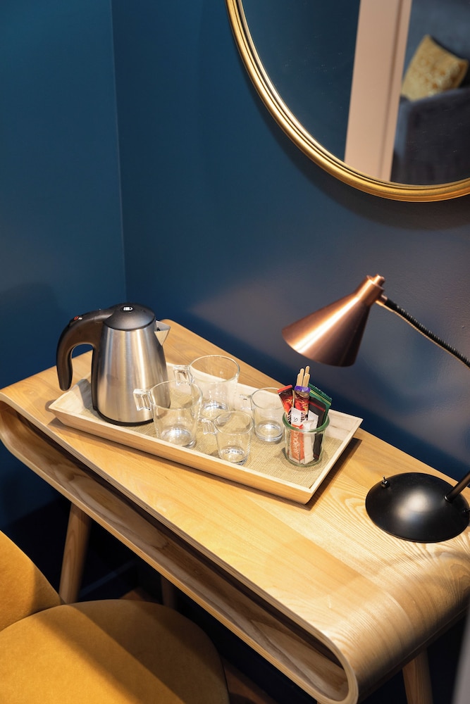 Superior Double or Twin Room (Courtyard View or City View ) - Photo 19