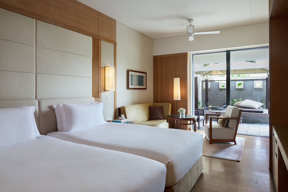 Room, 2 Double Beds, Pool Access (Ground Floor) photo 2