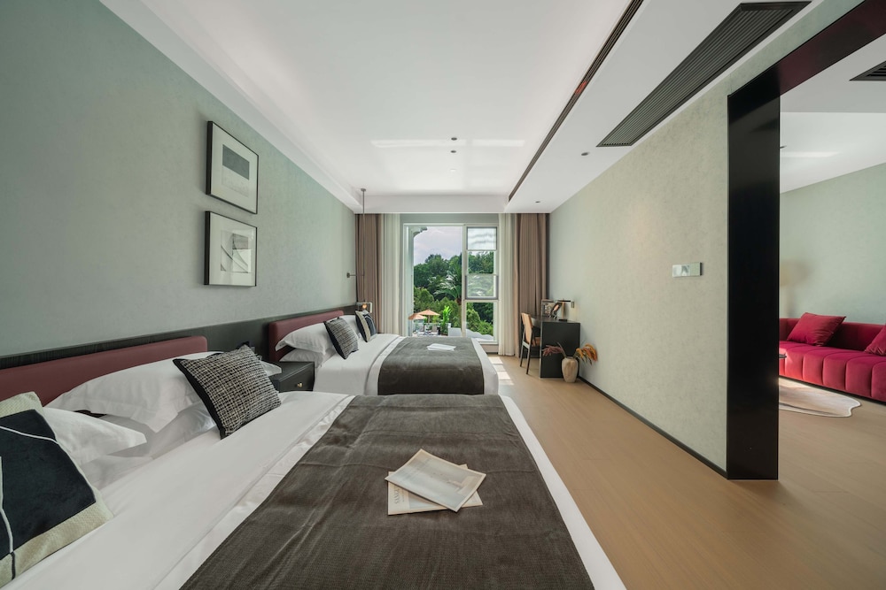 Classic Twin Room, Courtyard View