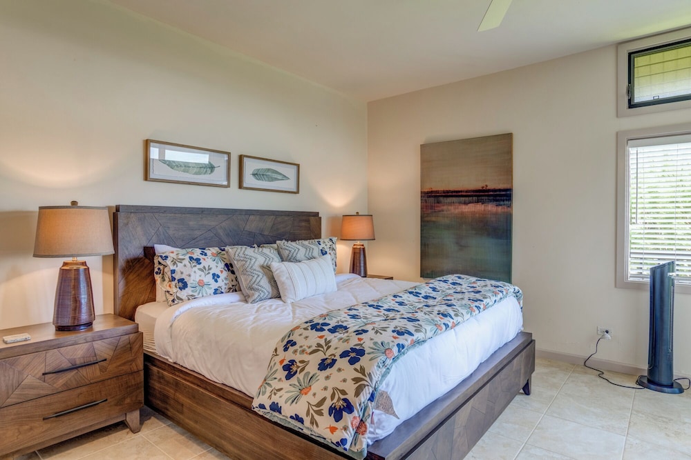 Condo, 3 Bedrooms, Balcony, Partial Ocean View (KRV-722) photo 1
