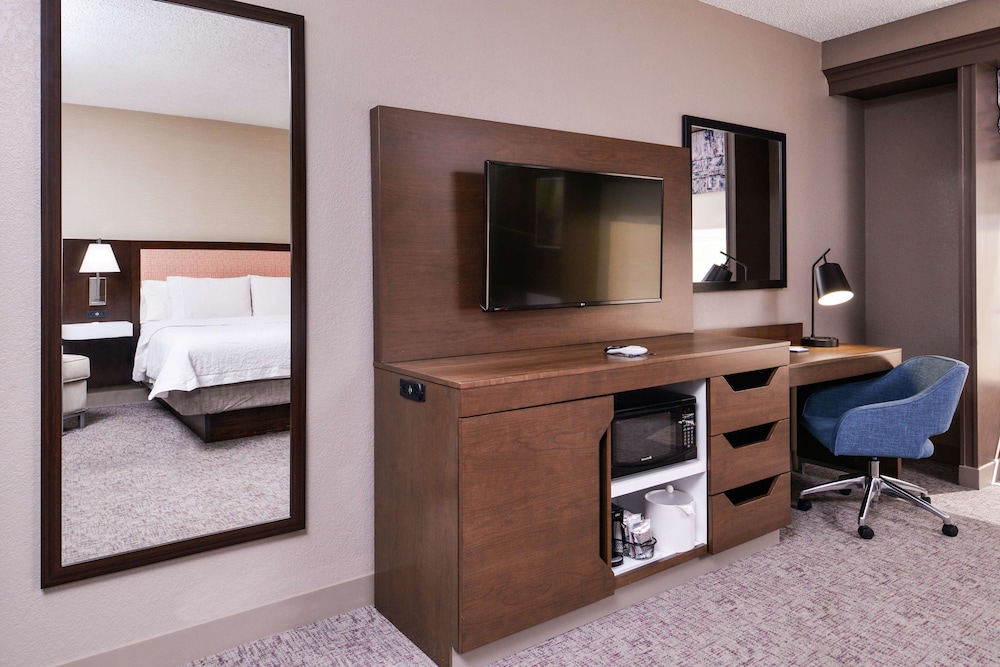 Room, Accessible, Non Smoking - Photo 2
