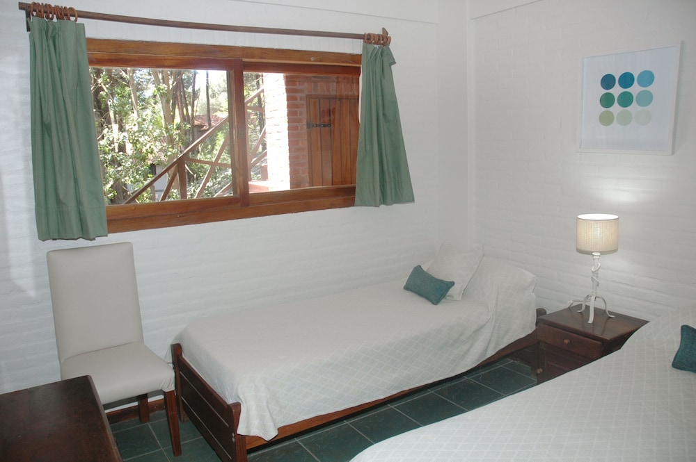 Bungalow, 2 Bedrooms photo 3