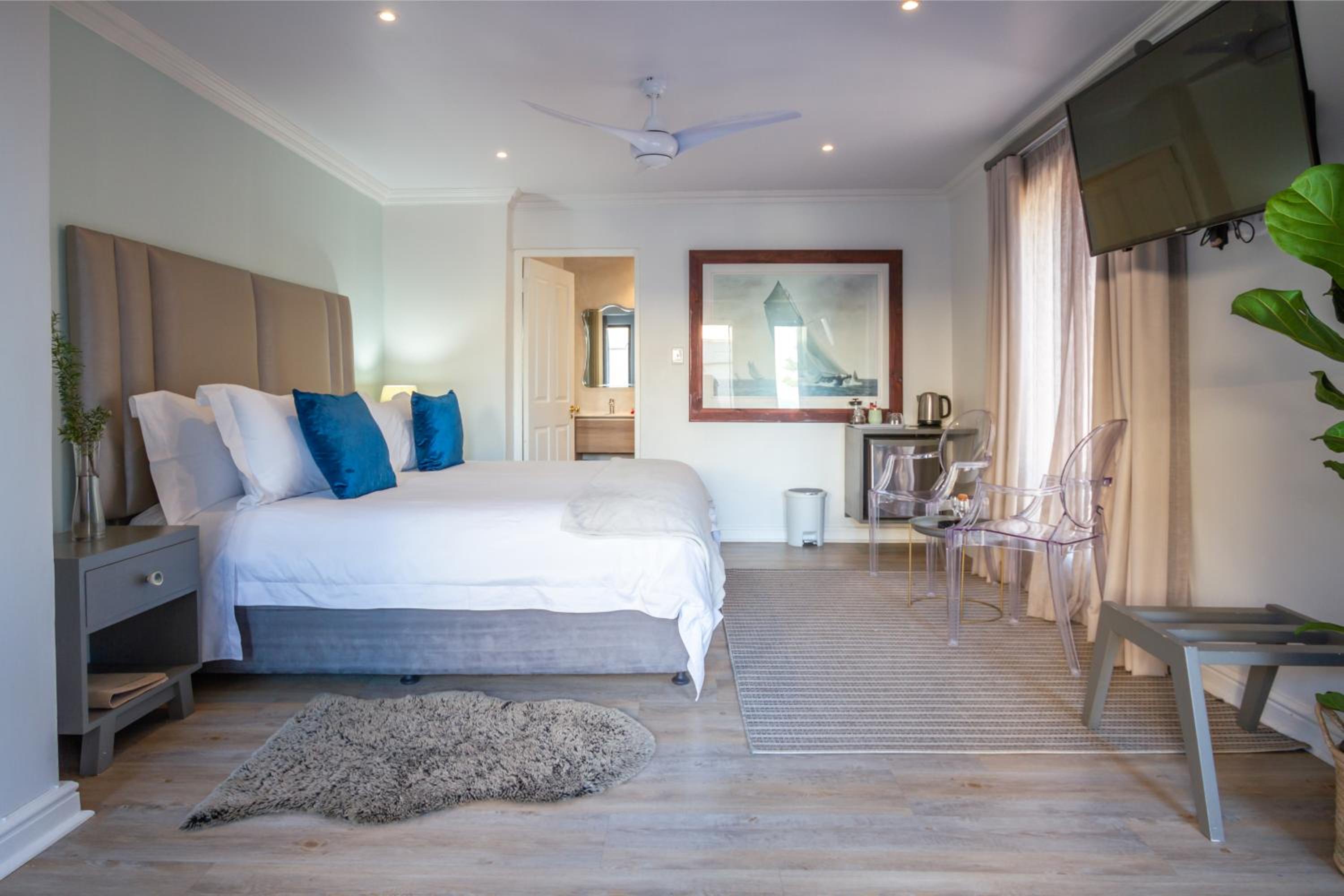 Comfort King Room - Photo 1