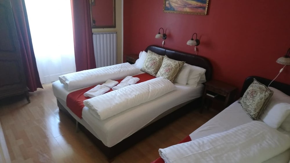 Triple Room, Balcony photo 3